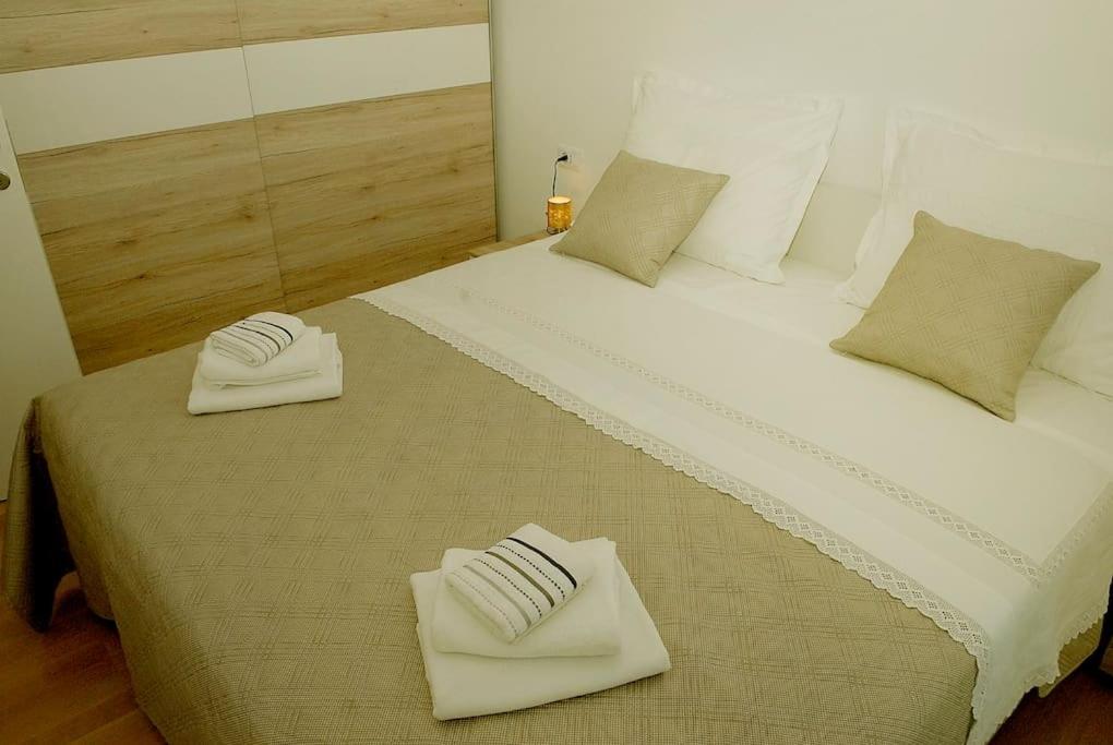 Camino Split - Apartment Near Mall Of سبليت المظهر الخارجي الصورة